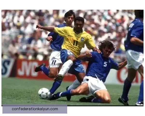 马尔蒂尼防守艺术解析：状态回暖引发战术思考